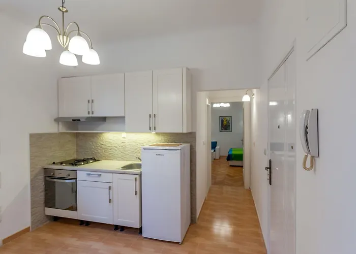 Appartamento Classy In The Center Of