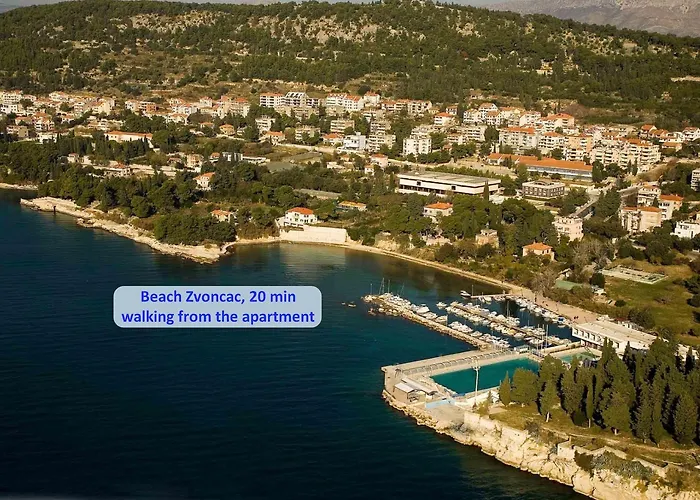 Appartamento Classy In The Center Of